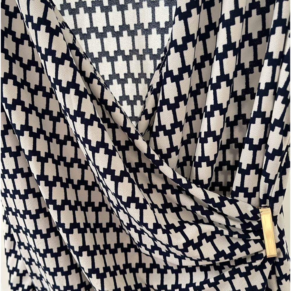 Women blouse - Picture 3 of 5
